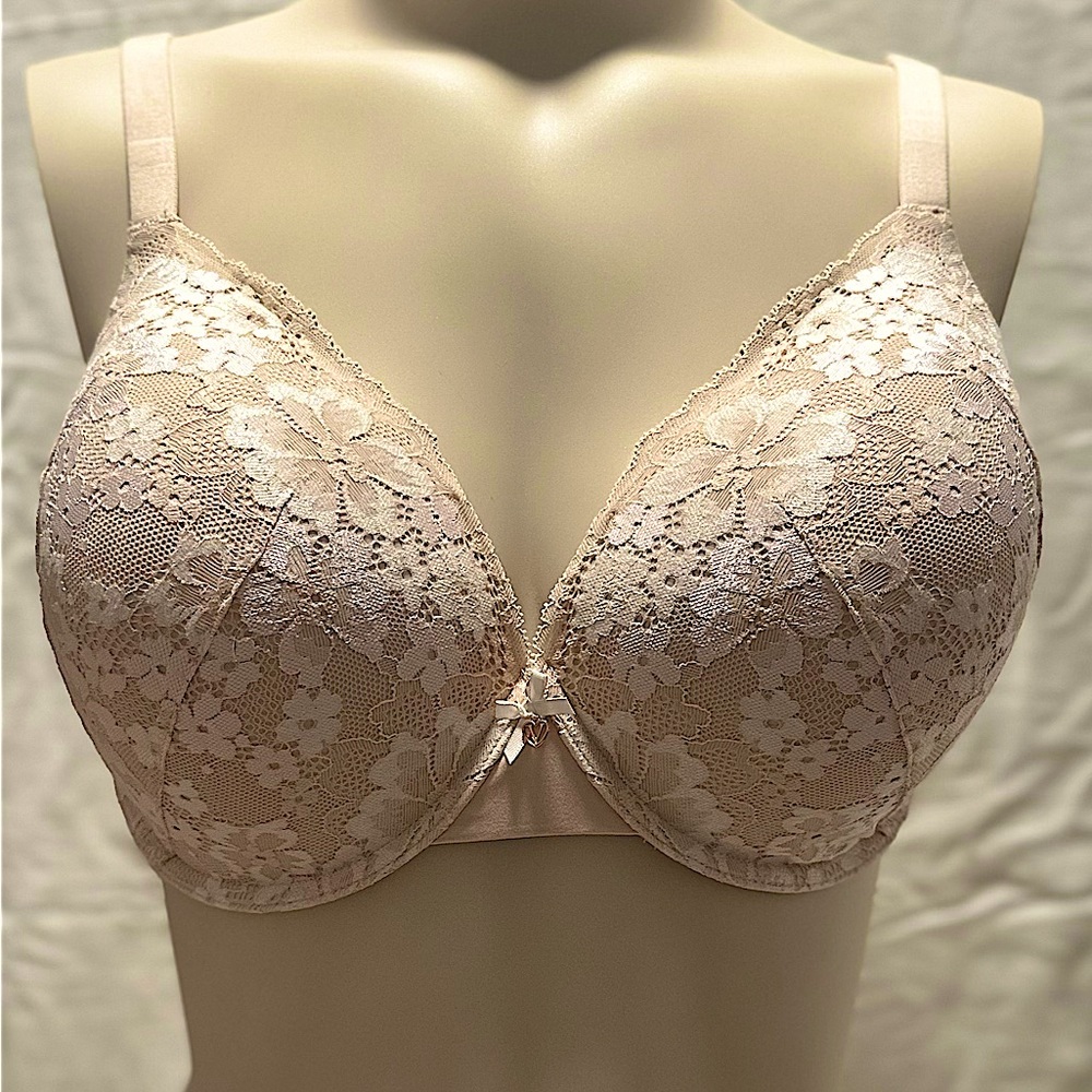 NWOT Victoria’s Secret Full Coverage Push-up Bra